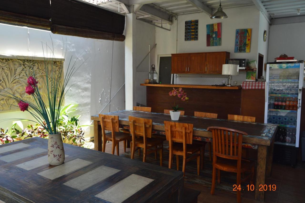 Askara Guest House & Hostel Ubud  Luaran gambar